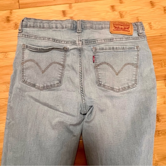 Levi Skinny Jeans Size 711 Skinny - Picture 4 of 5